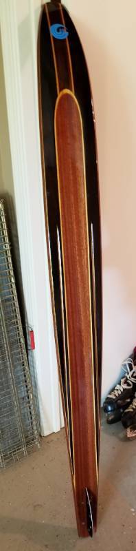 lot 128 image: Vintage Connelly 69 Slalom Wooden Waterski