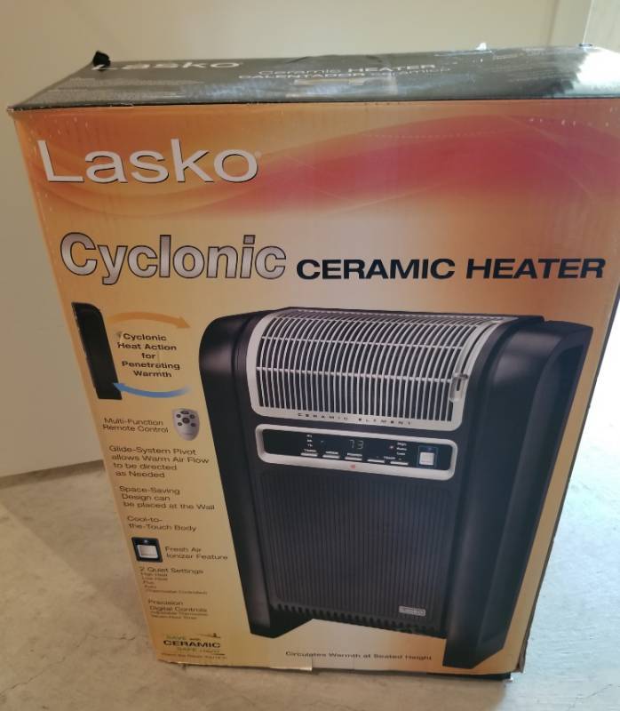 lot 154 image: Lasko Cyclonic Ceramic Heater