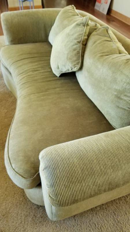 lot 76 image: Daytons Celery Corduroy Sofa Couch