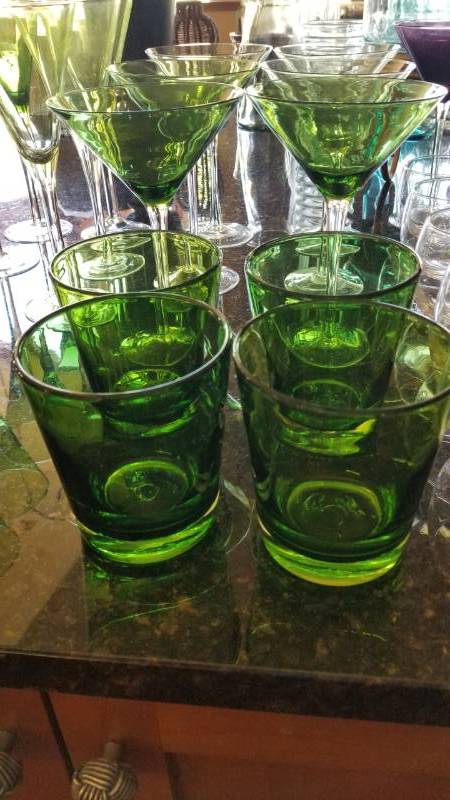 lot 170 image: Glass Stemware Collection
