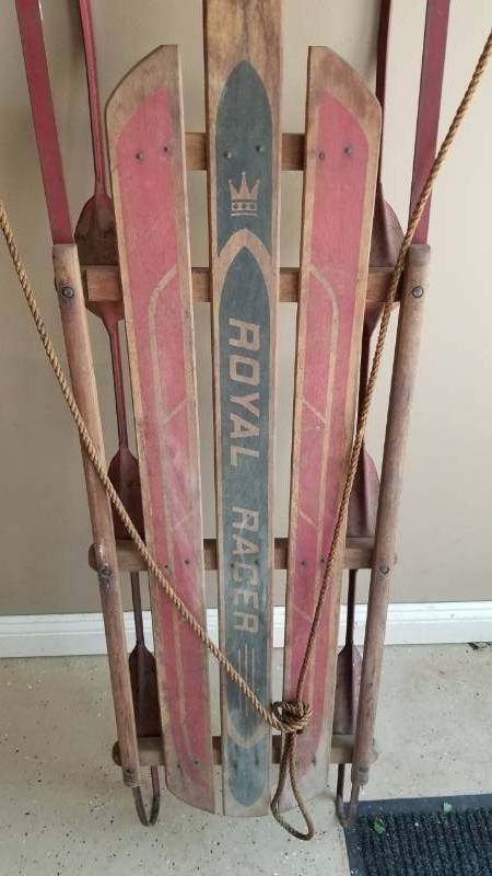 lot 192 image: Vintage Royal Racer Wooden Sled with Metal Runners