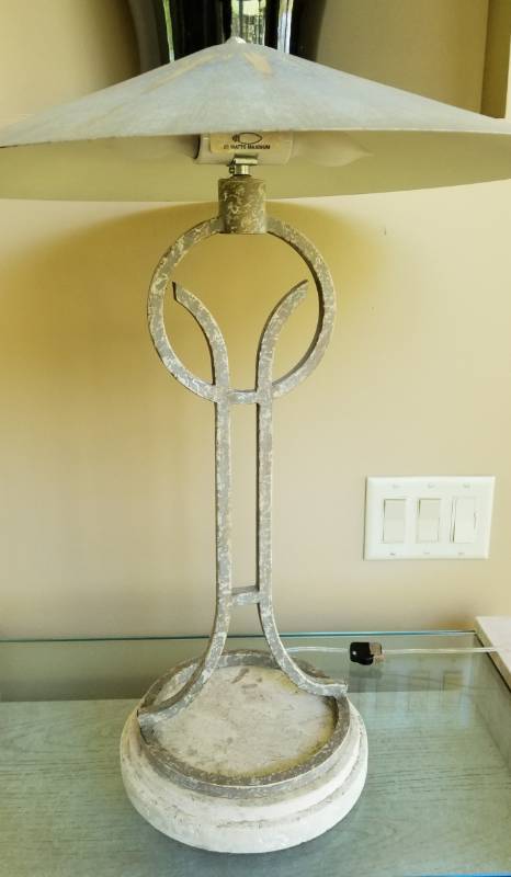lot 83 image: Modern Gray Metal Table Lamp,  1 of 2