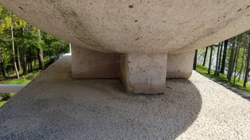 lot 100 image: Amazing Concrete Dish Outdoor Planter, 1 of 3