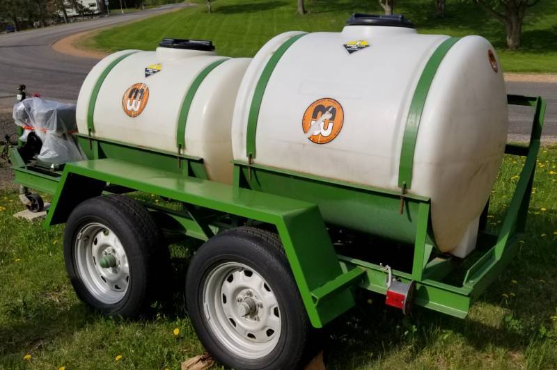 lot 153 image: 350 Gallon Double Tank Commercial Sprayer on Trailer