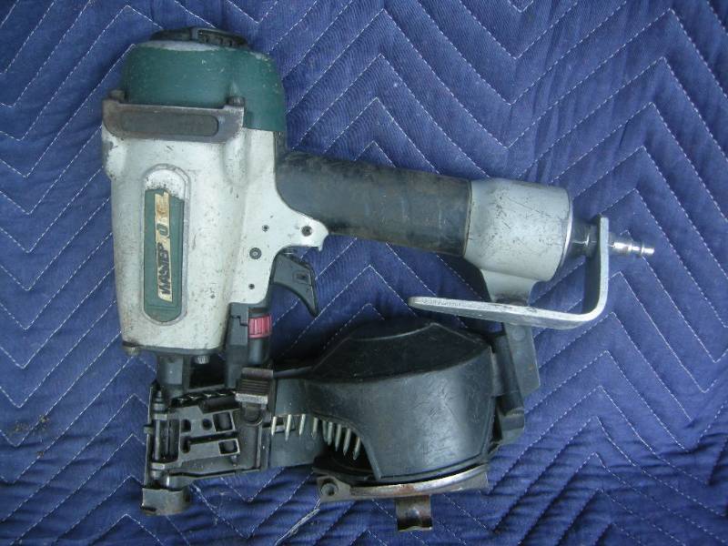 lot 38 image: Masterforce Pneumatic Coil Nailer