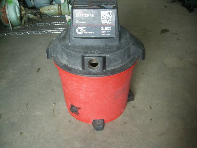 lot 42 image: Craftsman WetDry Vac