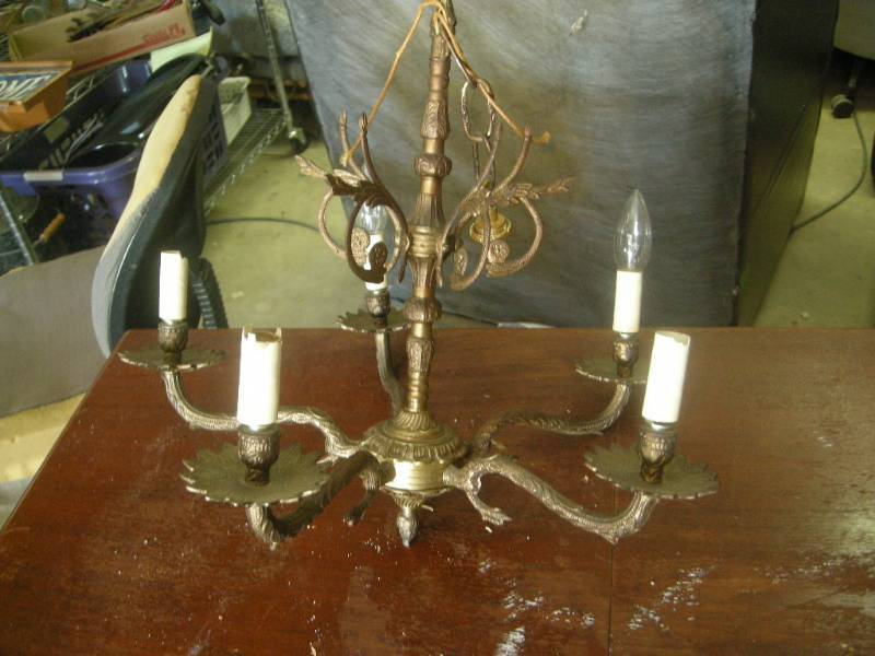 lot 70 image: Antique Electric Brass Light Fixture
