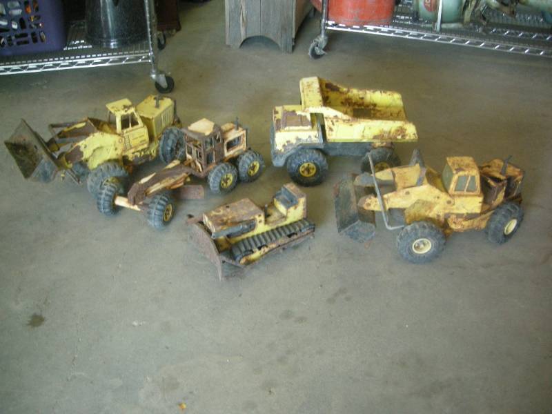 collectable tonka trucks