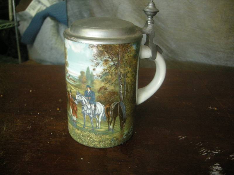 lot 78 image: Vintage Zinn German Schrobenhausen Stein