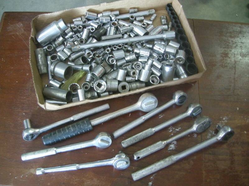 lot 82 image: Group Sockets and Ratchets