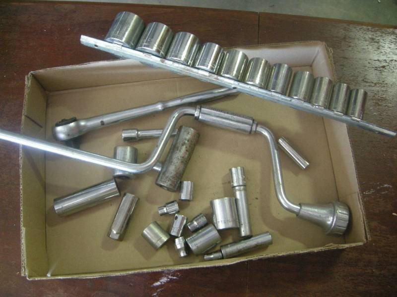 lot 87 image: Craftsman Sockets