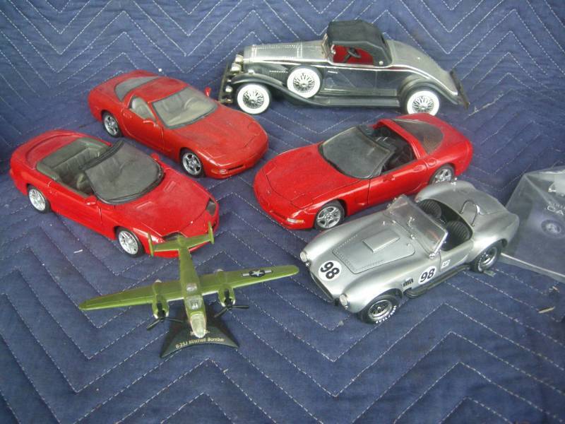 lot 99 image: Diecast Cars, Radio, Plane