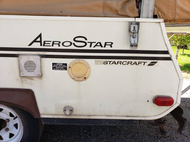 1982 Starcraft AeroStar Pop-up Camper 
