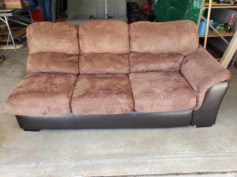 Vintage Two Tone Leather Sectional Couch Clearwater Auction