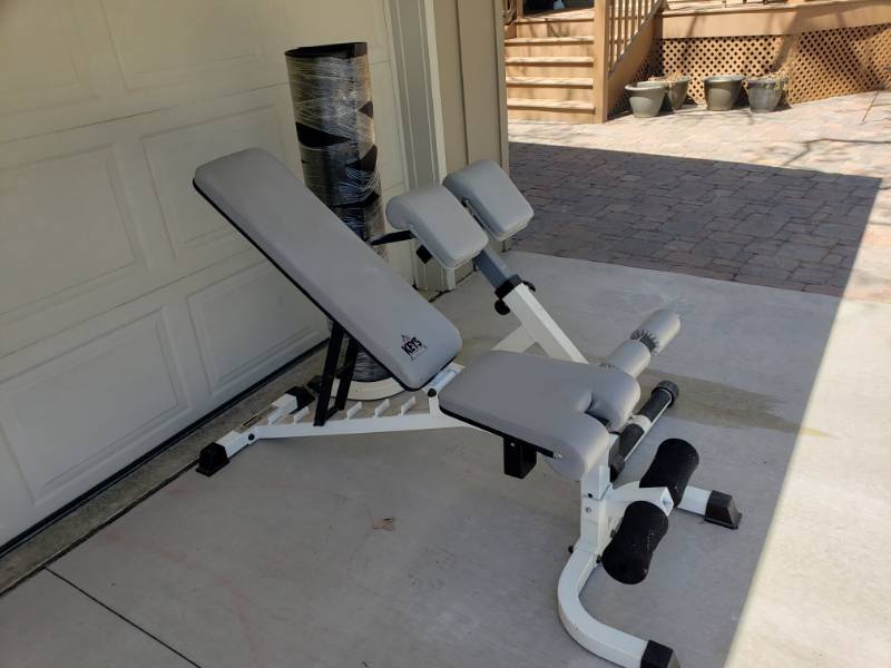 lot 17 image: Keys Fitness Exercise Benches  Rubber Exercise Mat