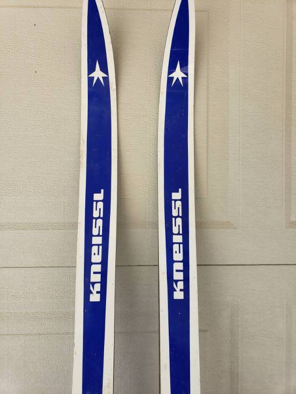 lot 30 image: Vintage Kneissel Touring SS Skis  Vintage Splitkein Bamboo Poles