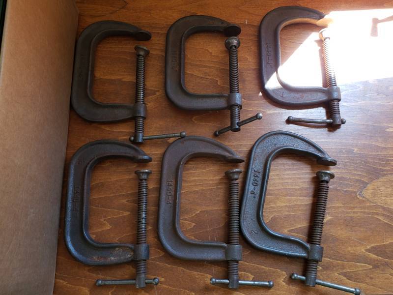 lot 37 image: Adjustable 4 C Clamp Tools  Hanging File Folders