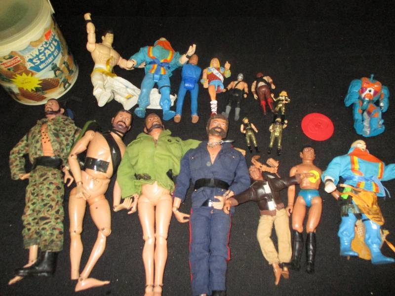 lot 26 image: GIJoe Collectible Dolls and other Old Collectible Toys and Figures
