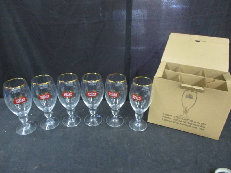 lot 30 image: 6 Stella Artois Belgium Beer Glasses 8 12 High