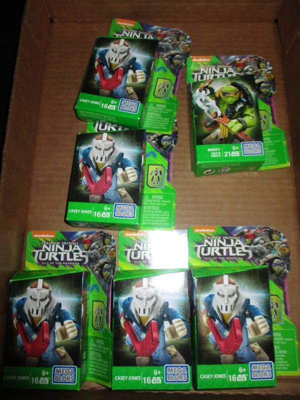 lot 57 image: Teenage Mutant Ninja Turtles Mega Blocks
