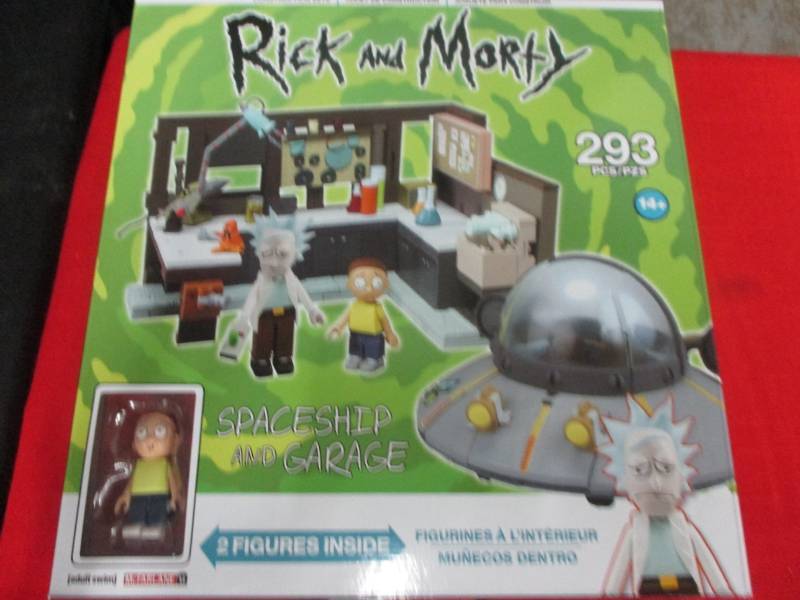 lot 60 image: Rick and Morty Spaceship and Garage Set unopened in the box