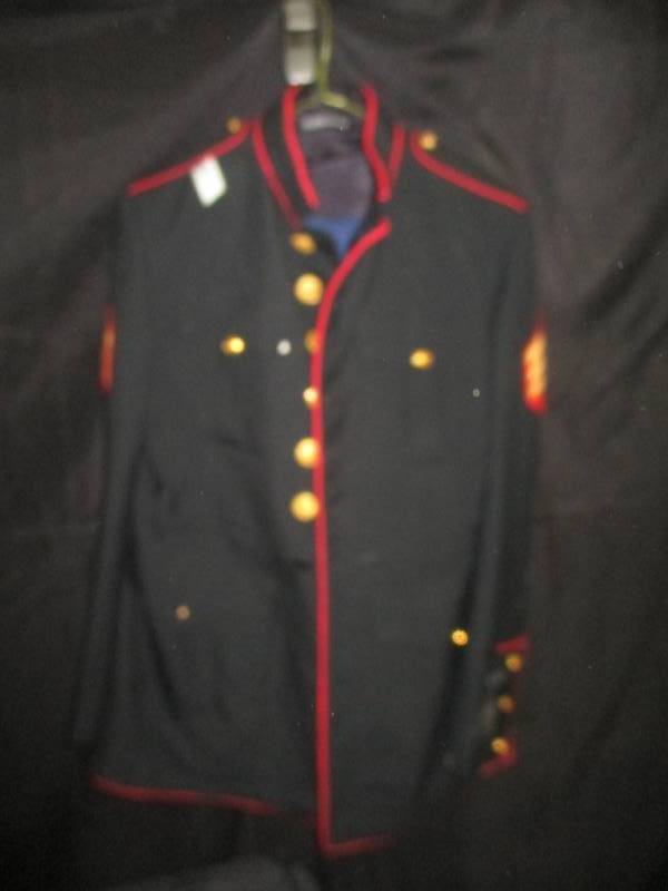 lot 100 image: Military Uniform with Hat