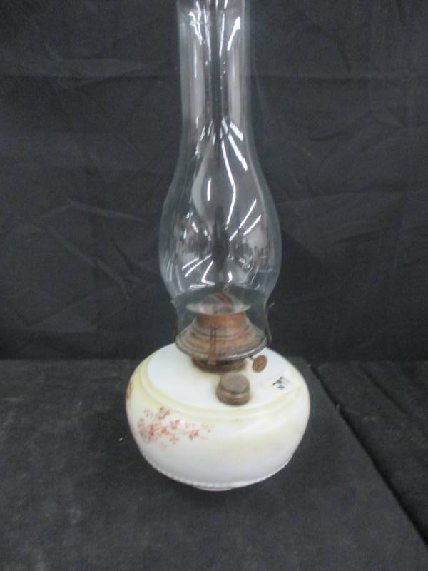 lot 126 image: Old Lantern