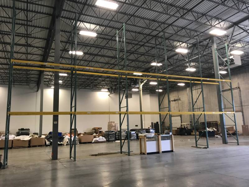 lot 300 image: Pallet Racking
