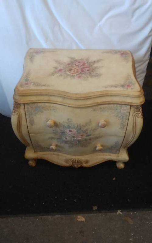 lot 59 image: 2-Drawer Night Stand Cabinet 23x16x23