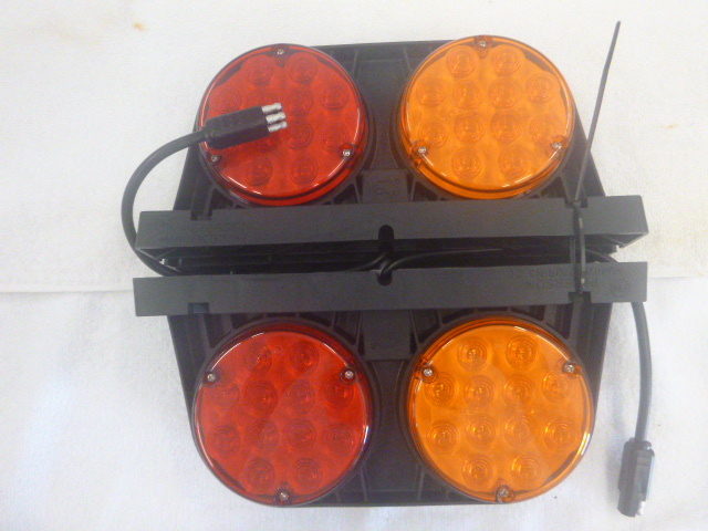 lot 9 image: Set of PM Portable Trailer Lights