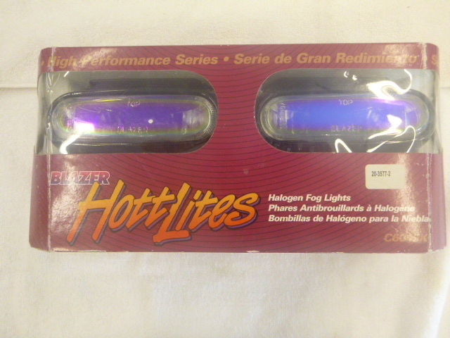 lot 13 image: Blazer Hott Lites Halogen Fog Lights