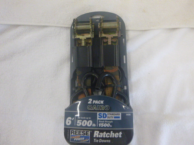 lot 16 image: Reese 2 Pack Camo Ratchet Tie Downs