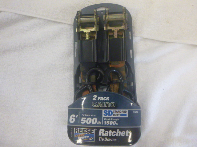 lot 18 image: Reese 2 Pack Camo Ratchet Tie Downs