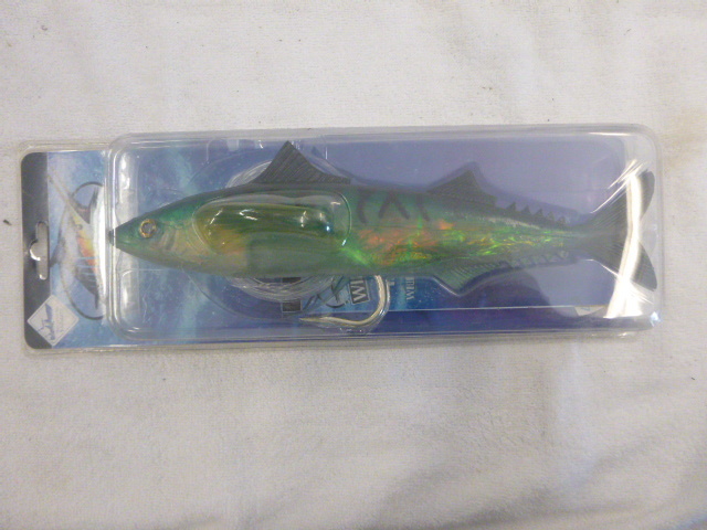 lot 111 image: Williamson Live Mackerel