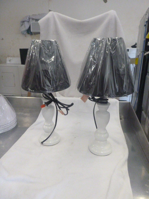 lot 198 image: 2 White TableDesk Lamps