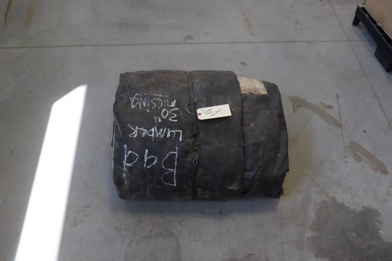 lot 14 image: 24x30 Lumber Tarp has tears