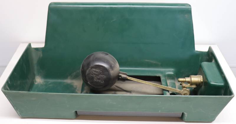 lot 94 image: Tank Float