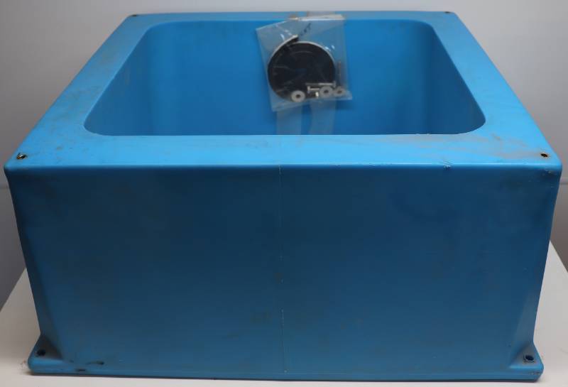 lot 98 image: Watering Tank Base