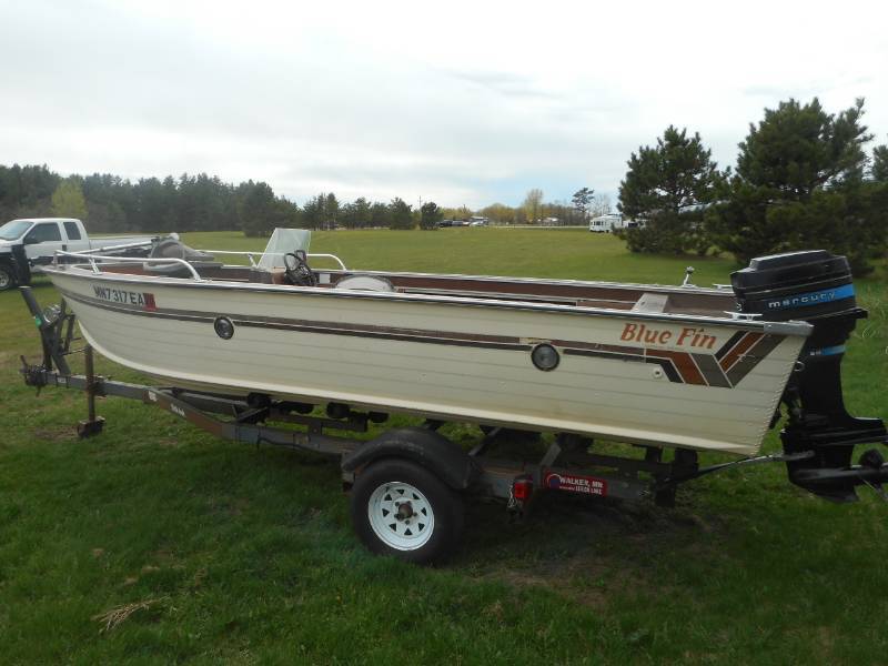 1979 18 Blue Fin