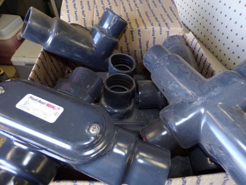 lot 13 image: Plasti Bond Red Hot Cable Conduit Connectors