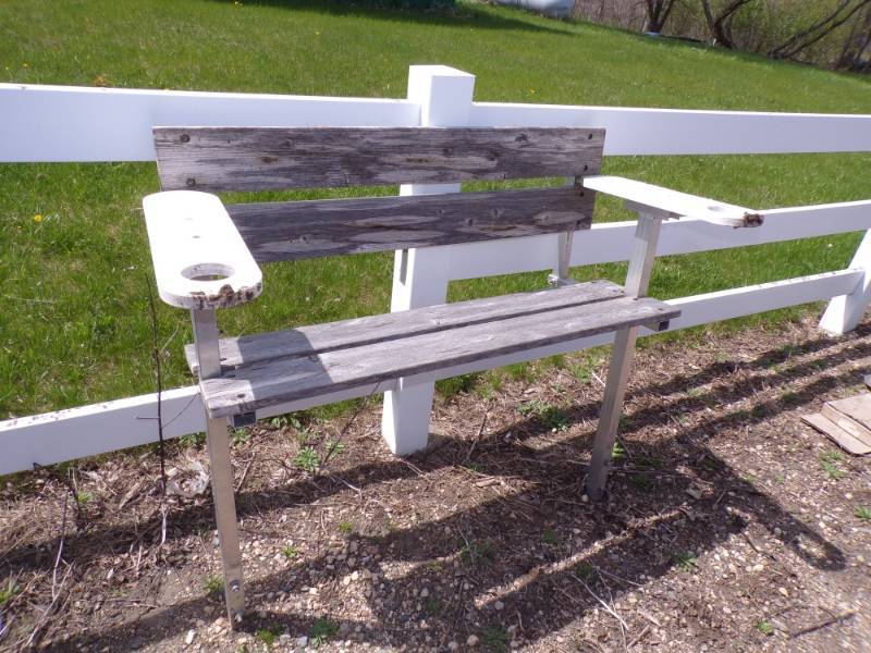 lot 14 image: Dock Bench with Armrests