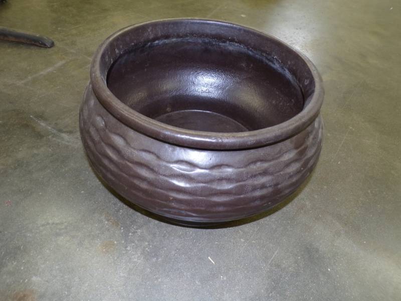 lot 47 image: Clay Hose Bin