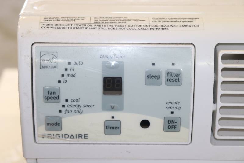 lot 6 image: Electrolux Air Conditioner 10,000btu 230V