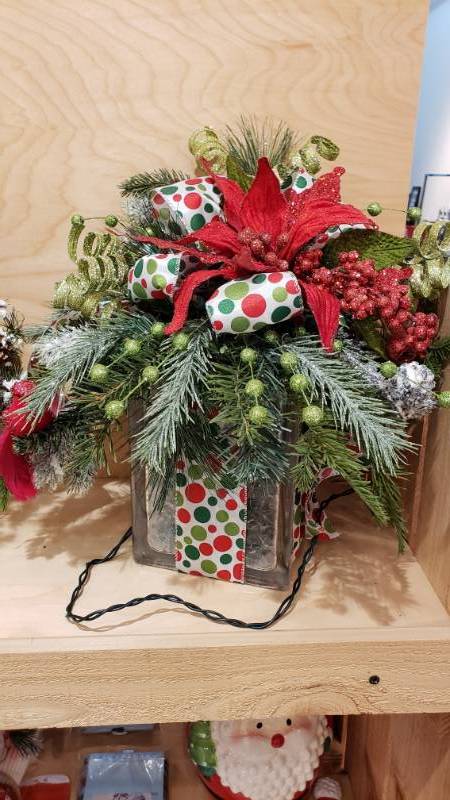 lot 171 image: Large Group of Christmas Decor Light-up Arrangement, Santa Cookie Jar, Snowmen, Etc.