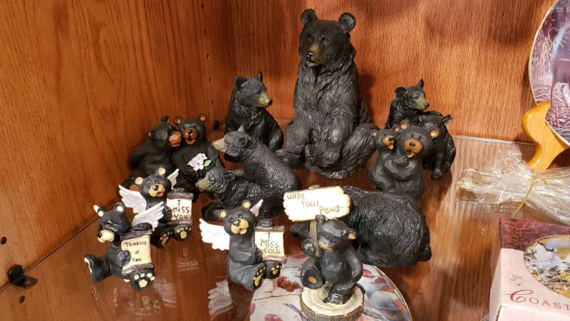 lot 173 image: Kim Norlien Collector Plate, Group of Bear Figurines, Group of Moose Figurines, PEACE Nativity Set, Etc.