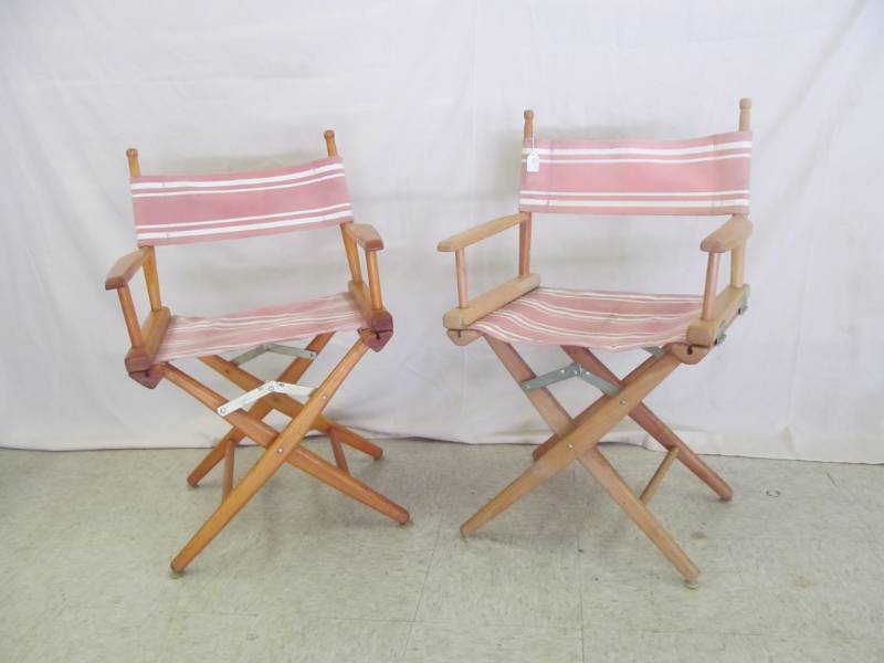 lot 6 image: Pair of Captains Chairs