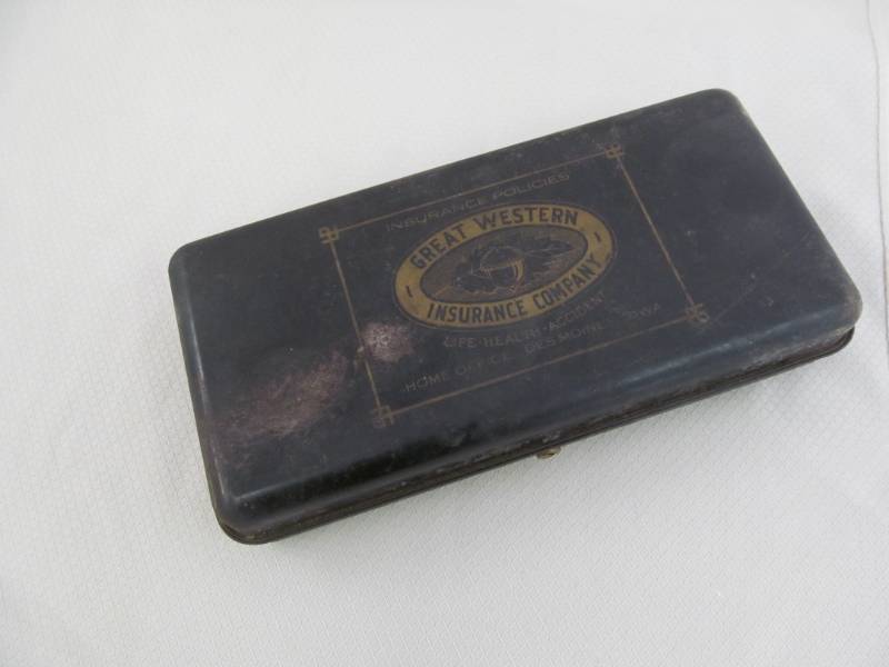 lot 12 image: Vintage Great Western Insurance Company Lockbox