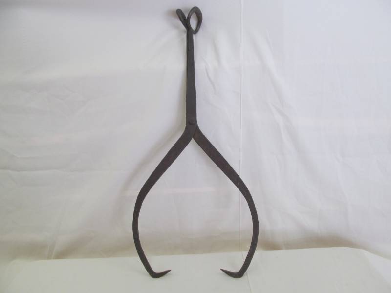 lot 55 image: Vintage Ice Tongs