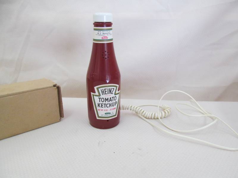 lot 63 image: Heinz Ketchup Bottle Phone- Original Box