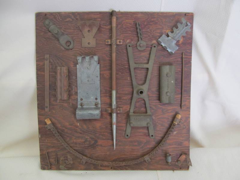 lot 77 image: Vintage Electric Display Board